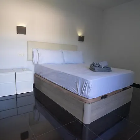Сasa de vacaciones Pequena Samisol Marbella